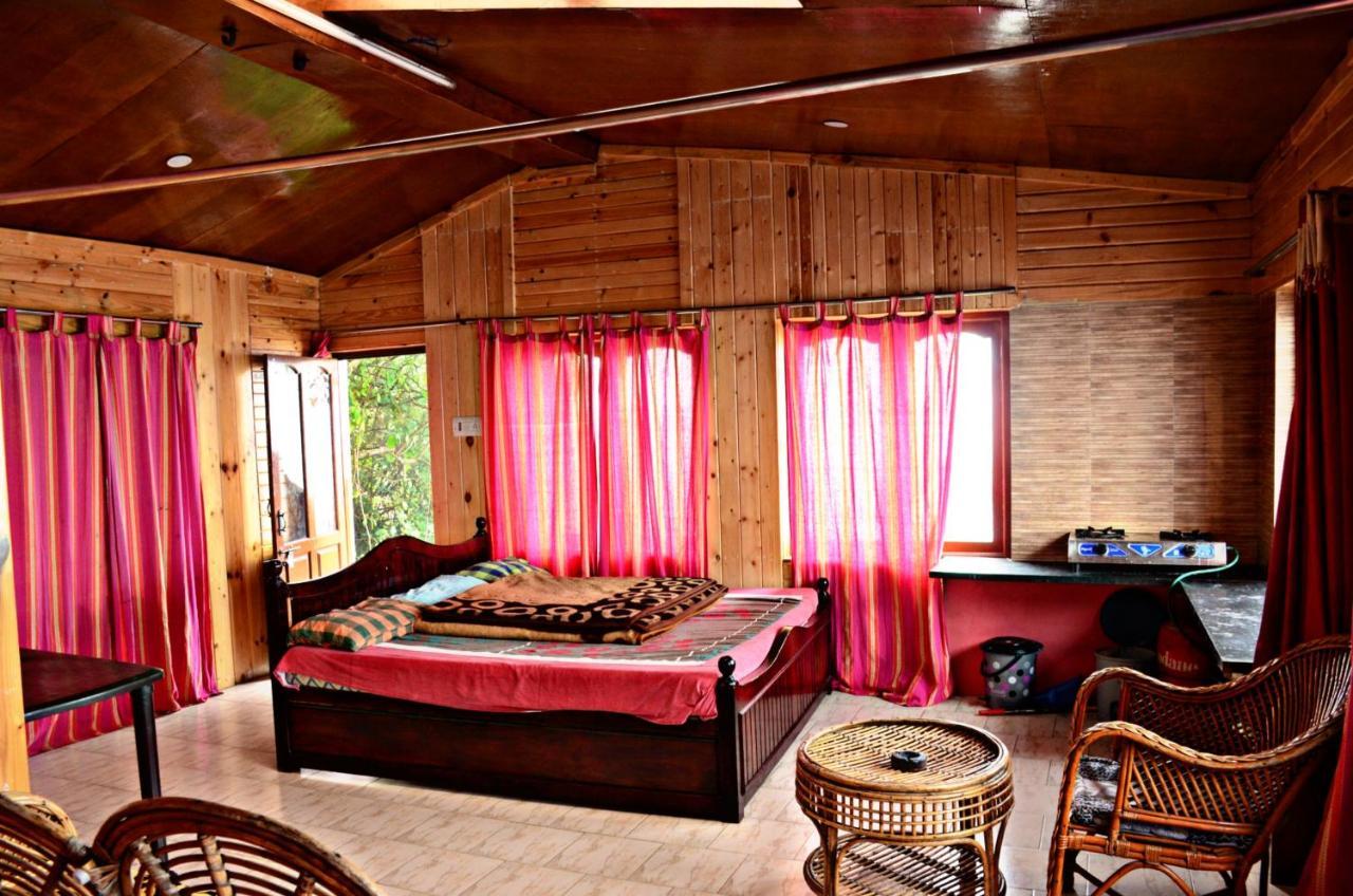 Venish Home Stay Кодайканал Экстерьер фото