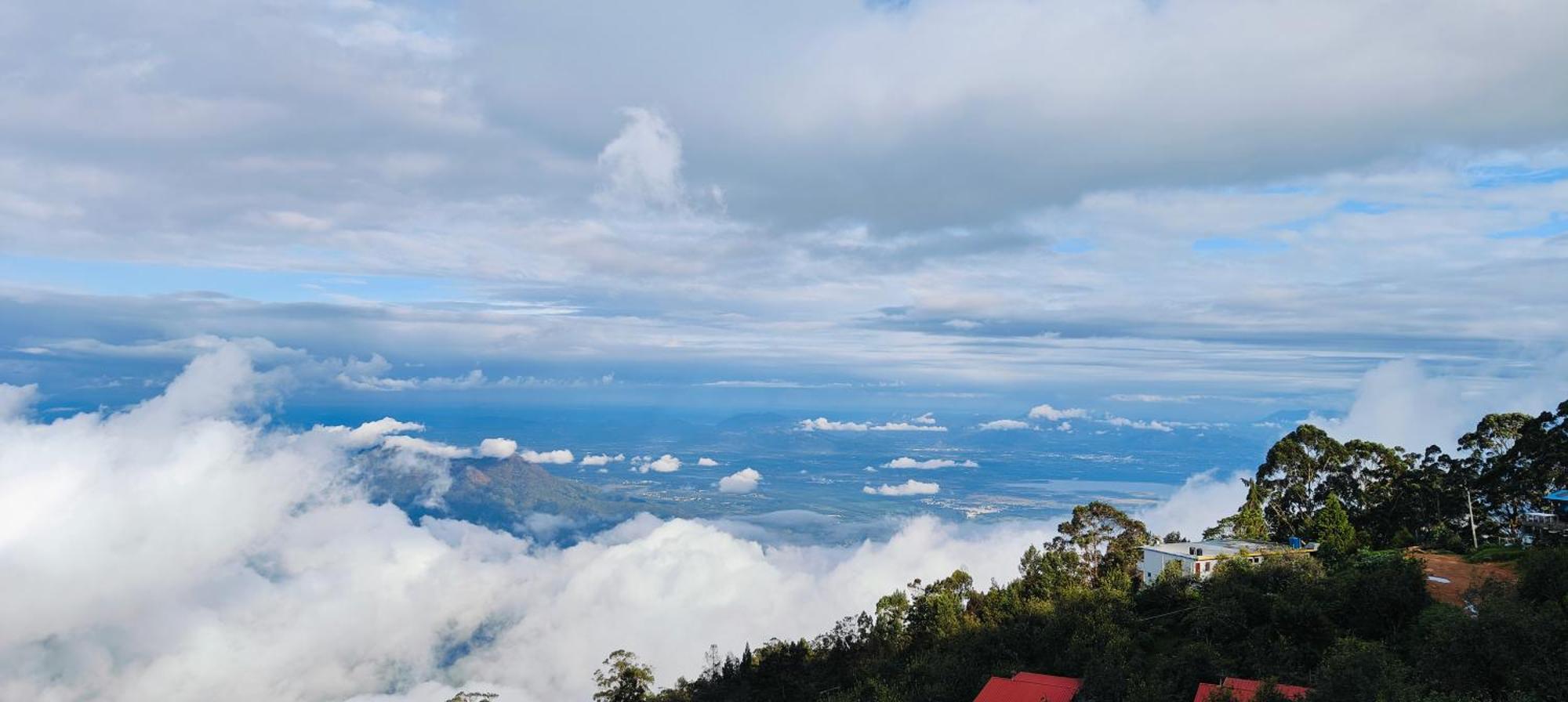 Venish Home Stay Кодайканал Экстерьер фото